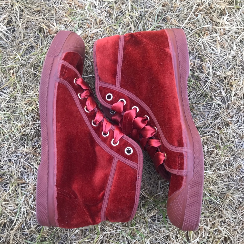 velvet shoes